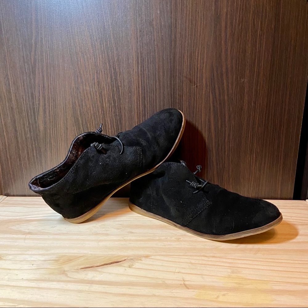 Lucky Brand Chukka Boots
